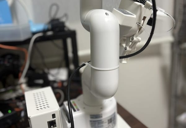 JetCobotとJetson Orin NXを迎えた